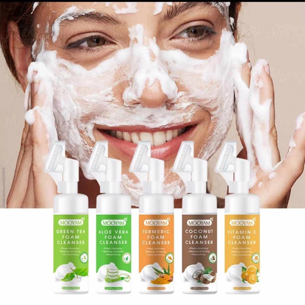 Green Tea Foam Cleanser - White and Green